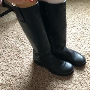 Women’s Frye boots